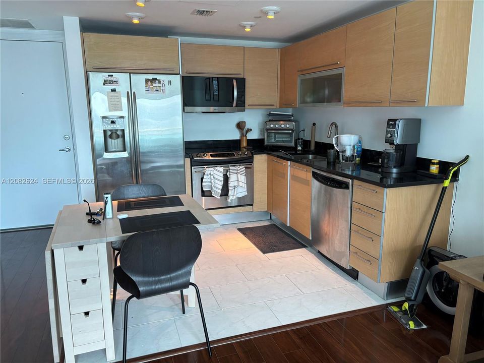 En Venta: $460,000 (1 camas, 1 baños, 639 Pies cuadrados)