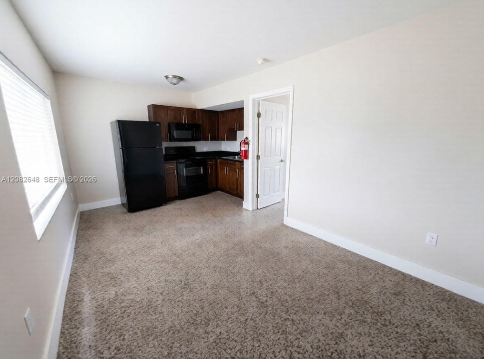 For Rent: $1,500 (1 beds, 1 baths, 1551 Square Feet)