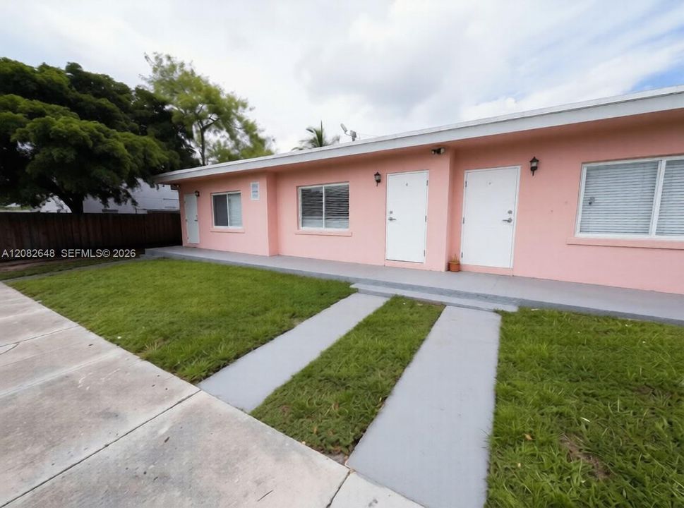 For Rent: $1,500 (1 beds, 1 baths, 1551 Square Feet)