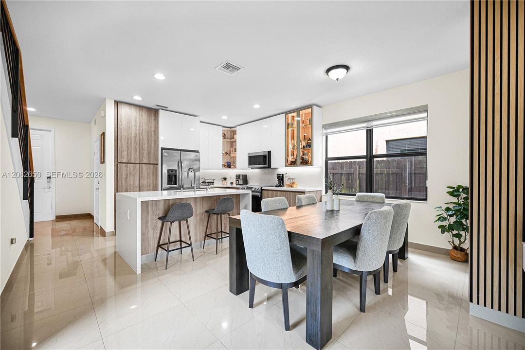 For Sale: $485,000 (4 beds, 3 baths, 1768 Square Feet)