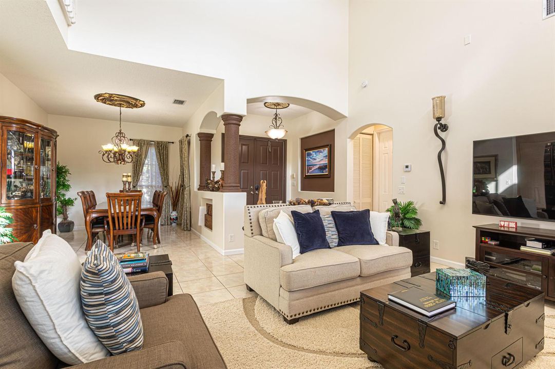 casa-9_1811 formal living