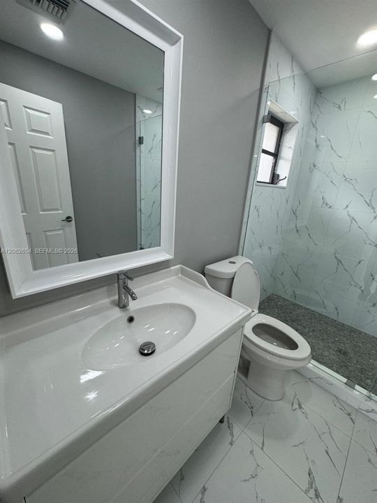 В аренду: $3,500 (3 спален, 2 ванн, 1318 Квадратных фут)
