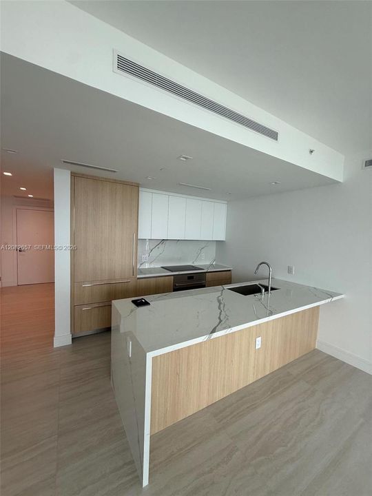 For Sale: $2,290,000 (2 beds, 3 baths, 1334 Square Feet)