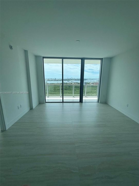 For Sale: $2,290,000 (2 beds, 3 baths, 1334 Square Feet)