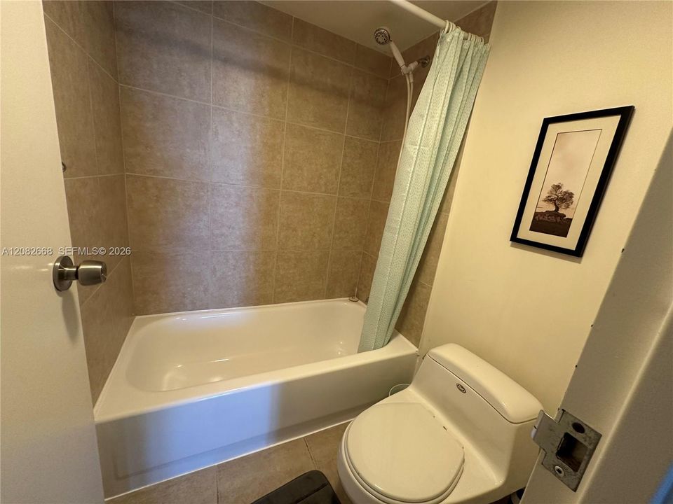 В аренду: $3,400 (2 спален, 2 ванн, 1521 Квадратных фут)