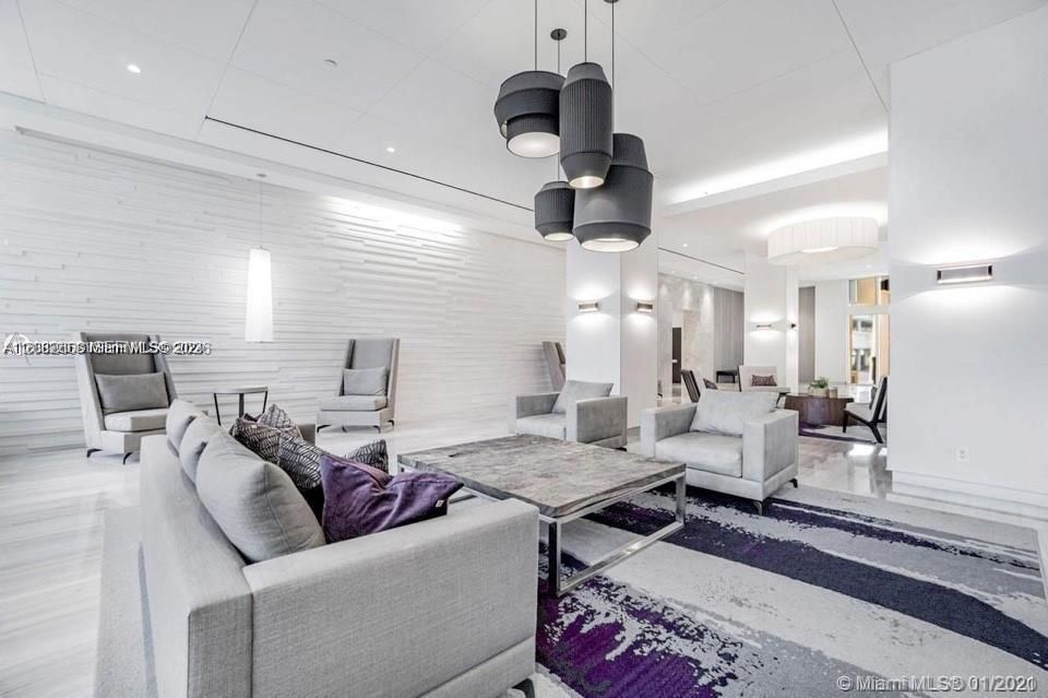 В аренду: $3,400 (2 спален, 2 ванн, 1521 Квадратных фут)