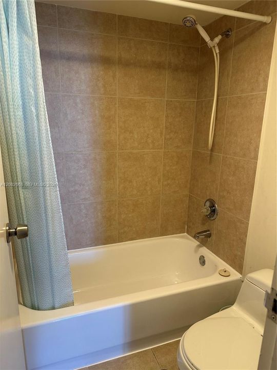 В аренду: $3,400 (2 спален, 2 ванн, 1521 Квадратных фут)