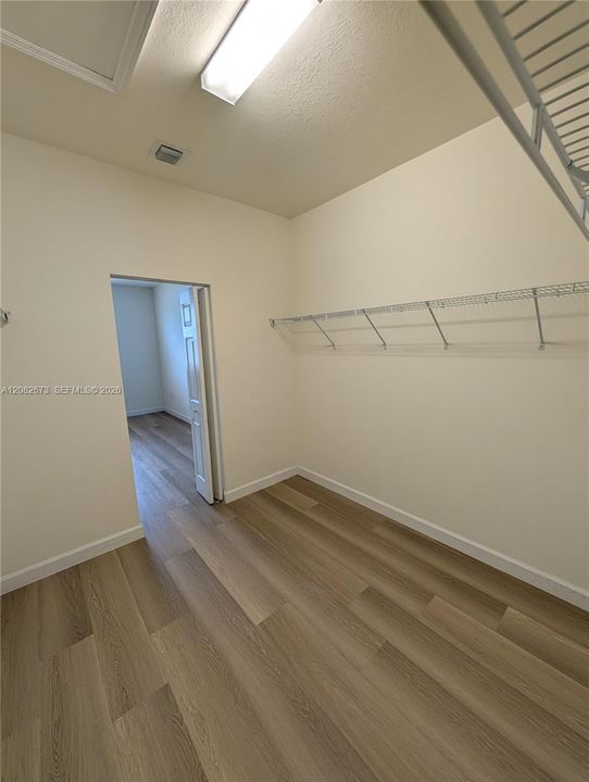 M.B. Walk-In closet