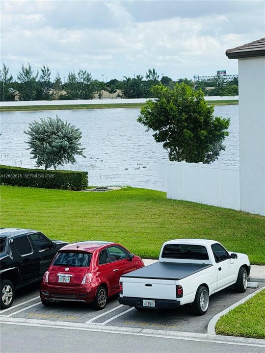 En Venta: $599,000 (3 camas, 3 baños, 1332 Pies cuadrados)