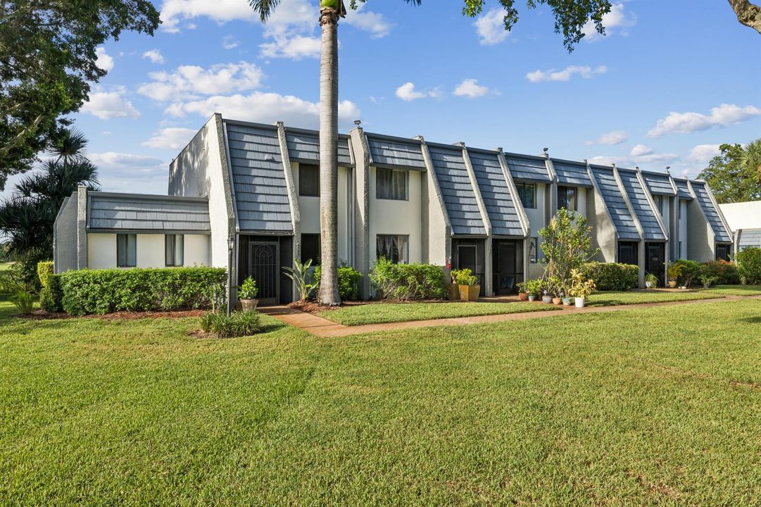 4788_Esedra_Court_001Ave