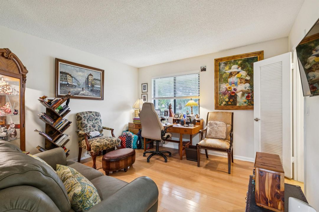 4788_Esedra_Court_022Ave