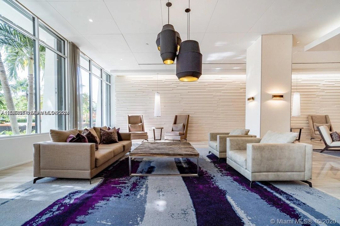 For Rent: $4,500 (2 beds, 2 baths, 1331 Square Feet)