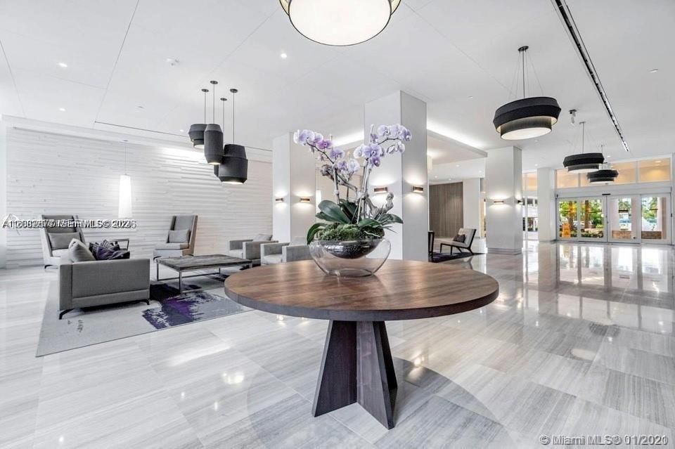 For Rent: $4,500 (2 beds, 2 baths, 1331 Square Feet)