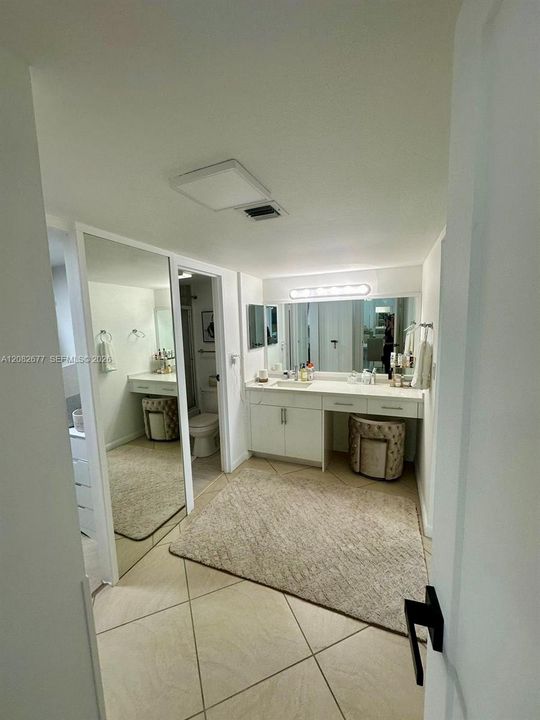 For Rent: $4,500 (2 beds, 2 baths, 1331 Square Feet)