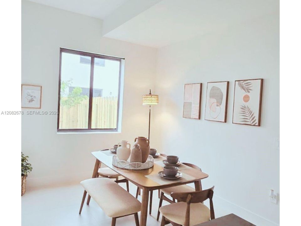 En Renta: $2,900 (3 camas, 2 baños, 1558 Pies cuadrados)