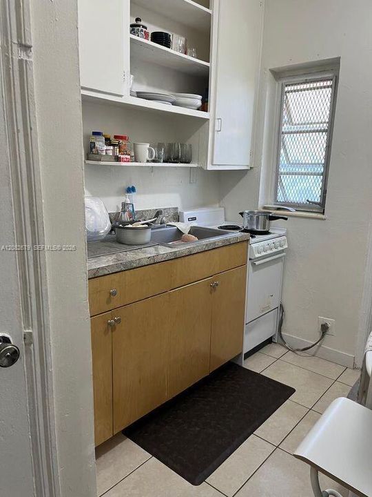 En Renta: $1,500 (0 camas, 1 baños, 1586 Pies cuadrados)