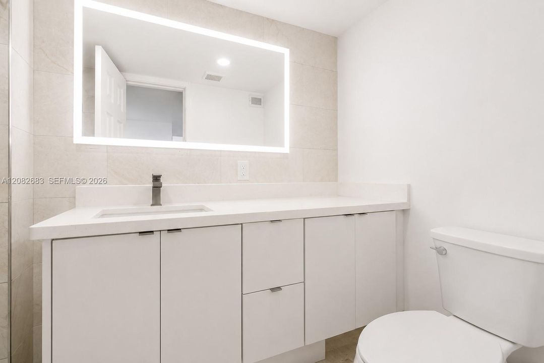 For Sale: $194,900 (2 beds, 2 baths, 1303 Square Feet)