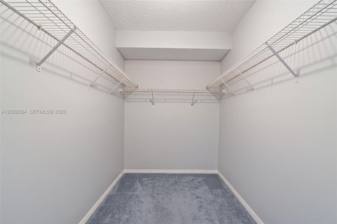 En Venta: $930,000 (2 camas, 2 baños, 1260 Pies cuadrados)