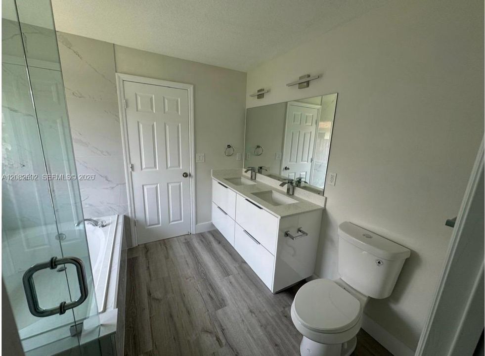 For Rent: $2,600 (3 beds, 2 baths, 1699 Square Feet)