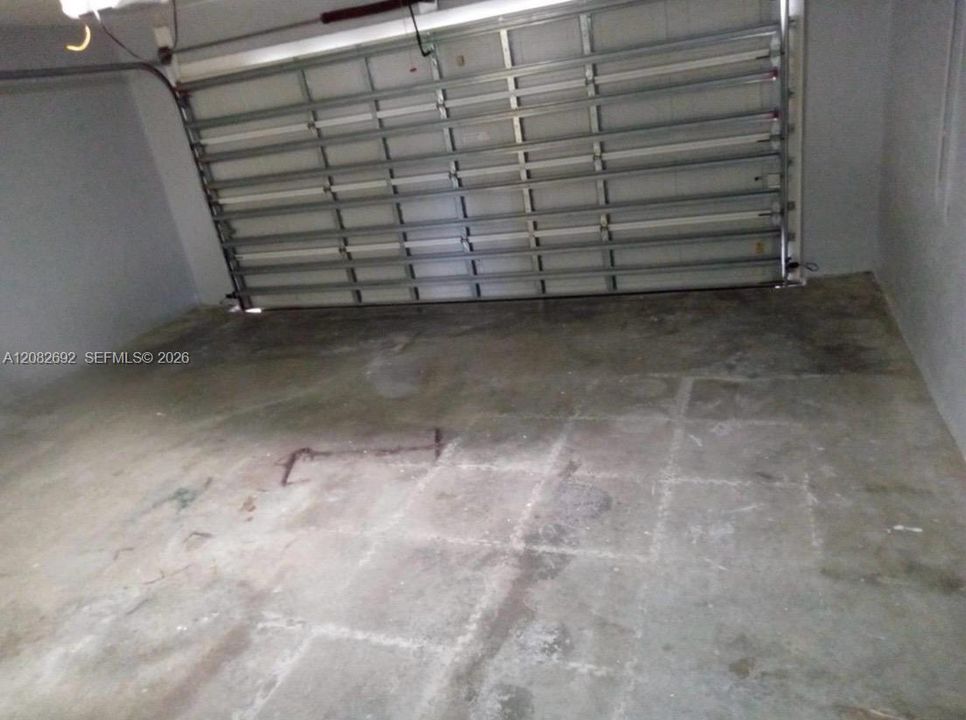 For Rent: $2,600 (3 beds, 2 baths, 1699 Square Feet)