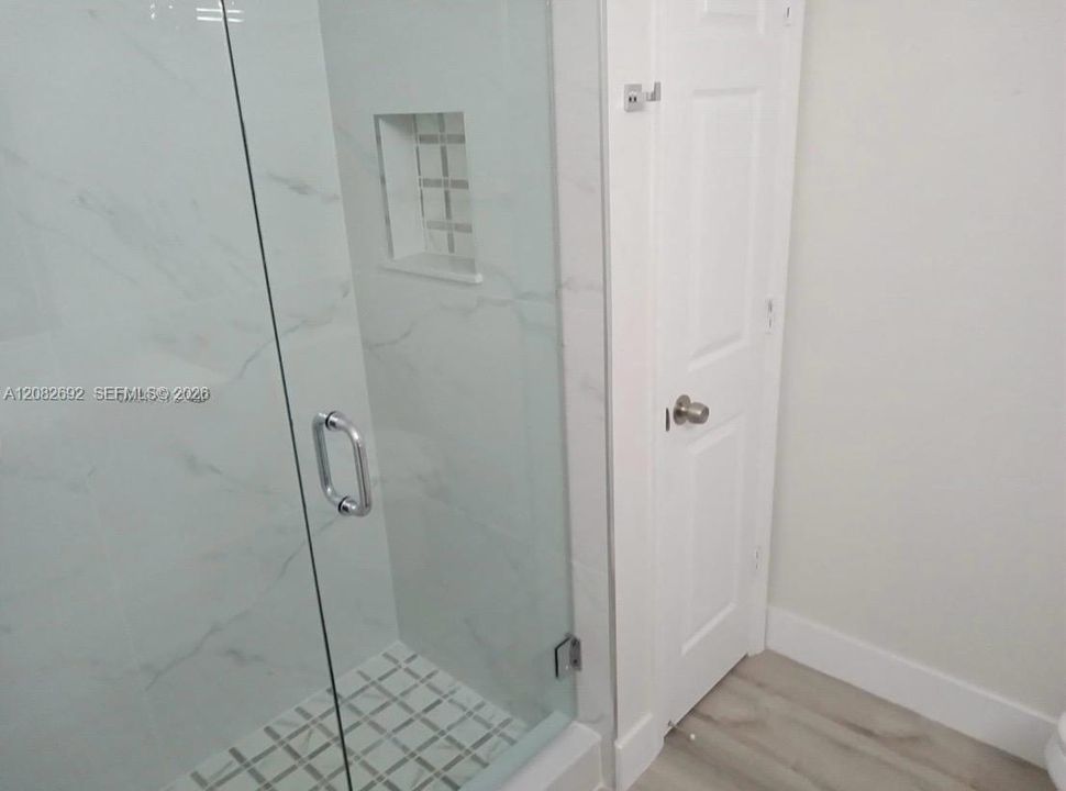 For Rent: $2,600 (3 beds, 2 baths, 1699 Square Feet)