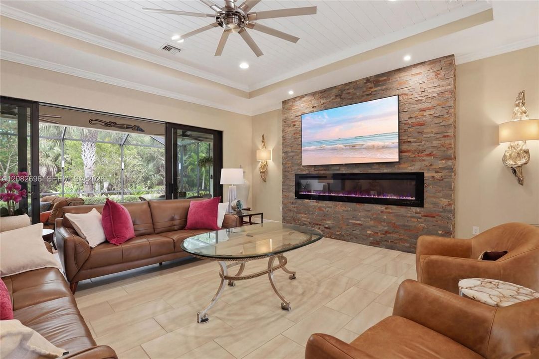 En Venta: $1,199,900 (3 camas, 3 baños, 2983 Pies cuadrados)
