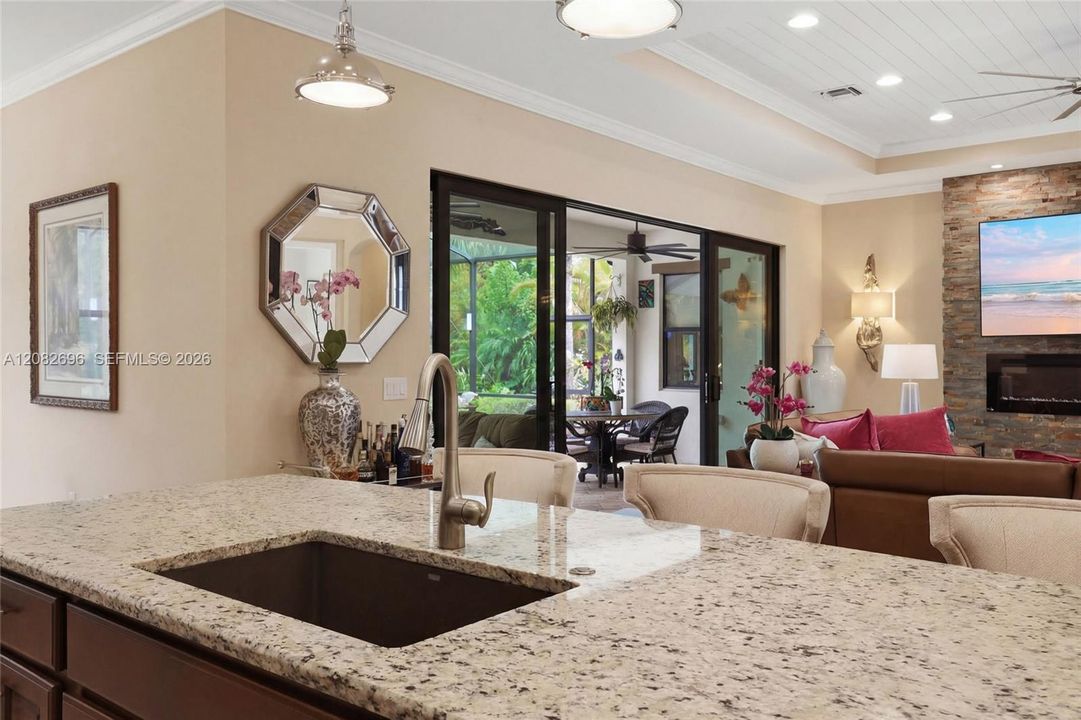 En Venta: $1,199,900 (3 camas, 3 baños, 2983 Pies cuadrados)