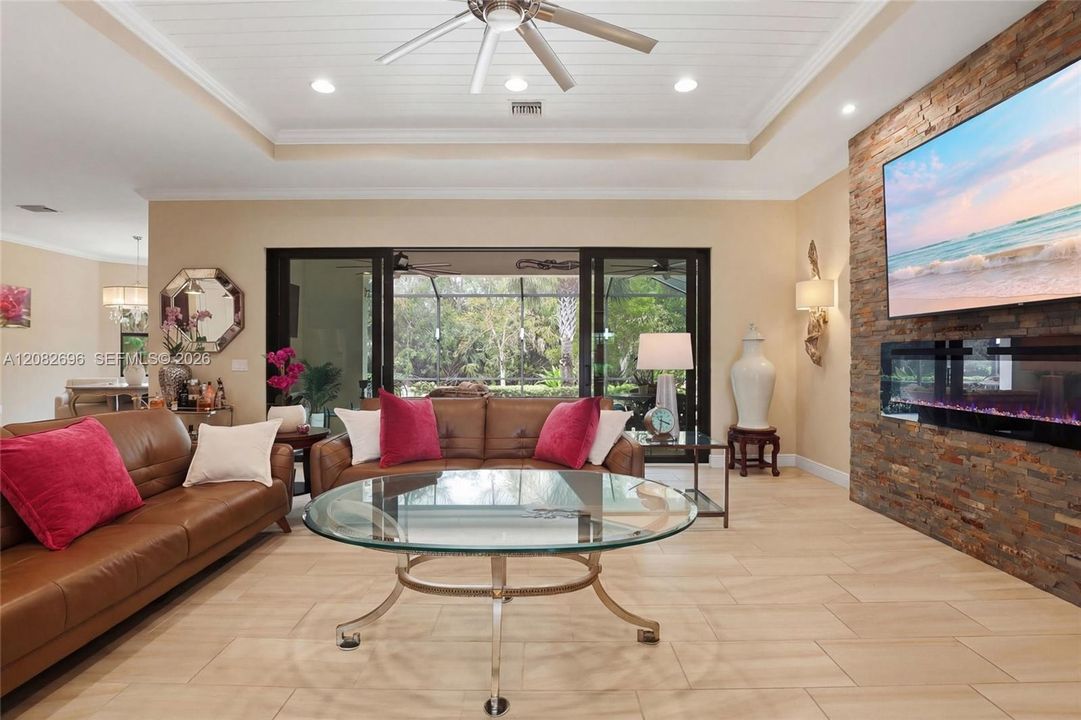 En Venta: $1,199,900 (3 camas, 3 baños, 2983 Pies cuadrados)