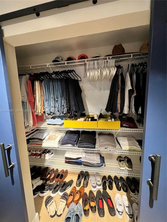 En Renta: $6,250 (5 camas, 2 baños, 2845 Pies cuadrados)