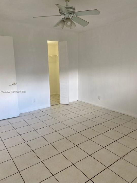 В аренду: $1,775 (2 спален, 2 ванн, 949 Квадратных фут)