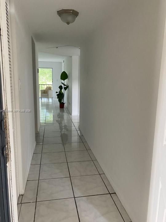 В аренду: $1,775 (2 спален, 2 ванн, 949 Квадратных фут)