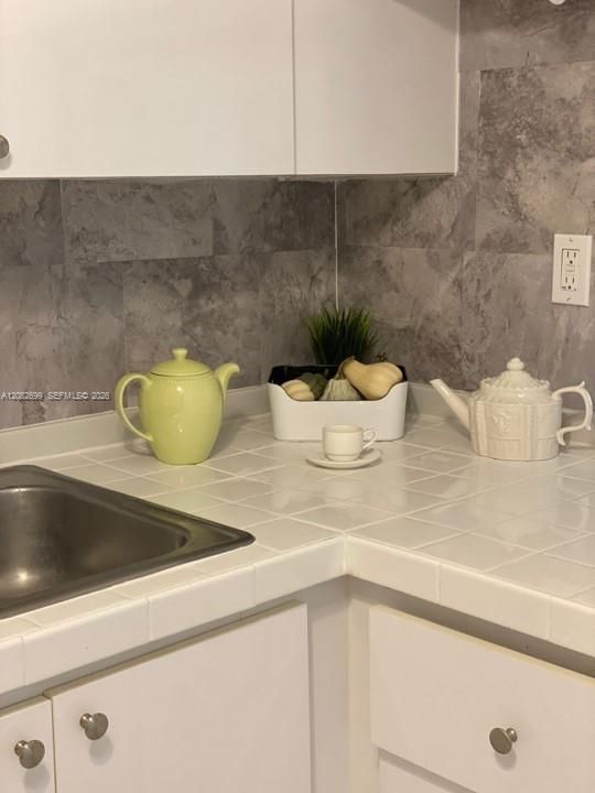 В аренду: $1,775 (2 спален, 2 ванн, 949 Квадратных фут)