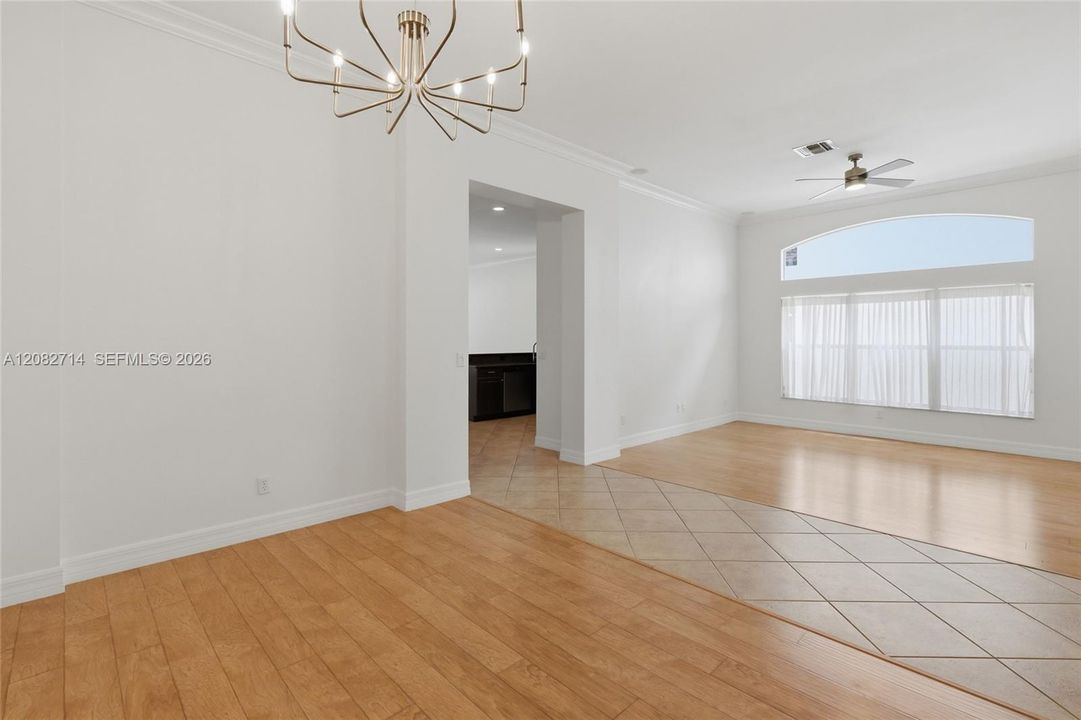 En Venta: $719,000 (3 camas, 2 baños, 0 Pies cuadrados)