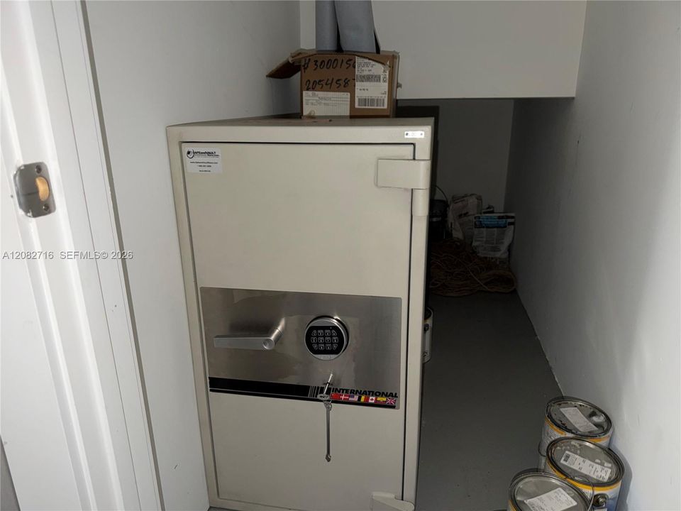 For Rent: $11,500 (4 beds, 4 baths, 2901 Square Feet)