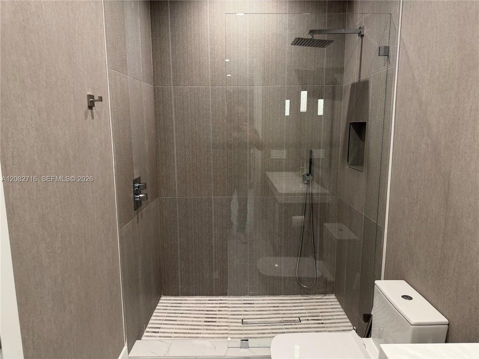 For Rent: $11,500 (4 beds, 4 baths, 2901 Square Feet)