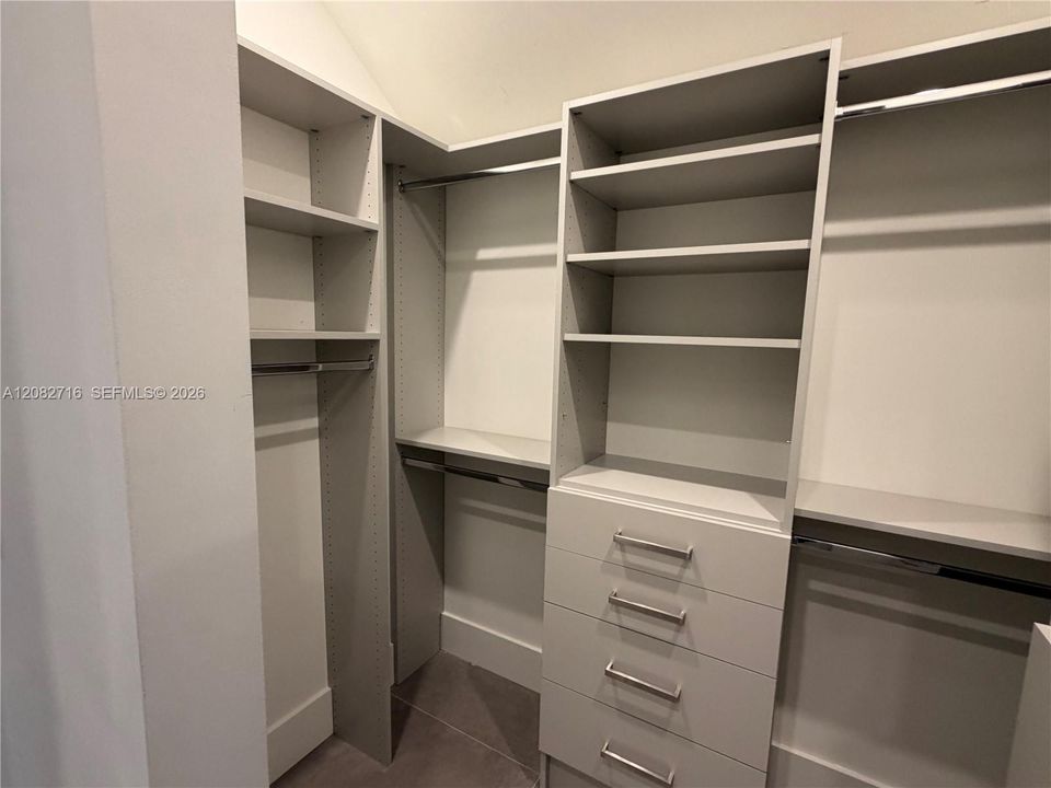 For Rent: $11,500 (4 beds, 4 baths, 2901 Square Feet)