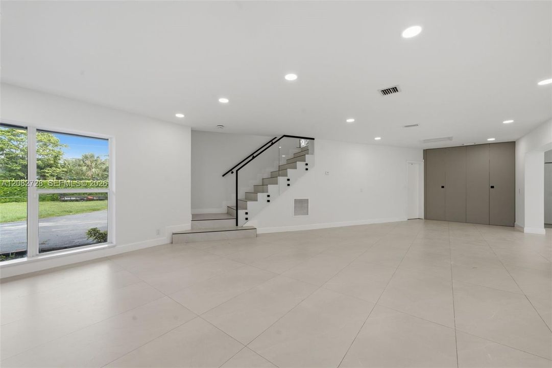For Sale: $1,150,000 (4 beds, 3 baths, 2791 Square Feet)