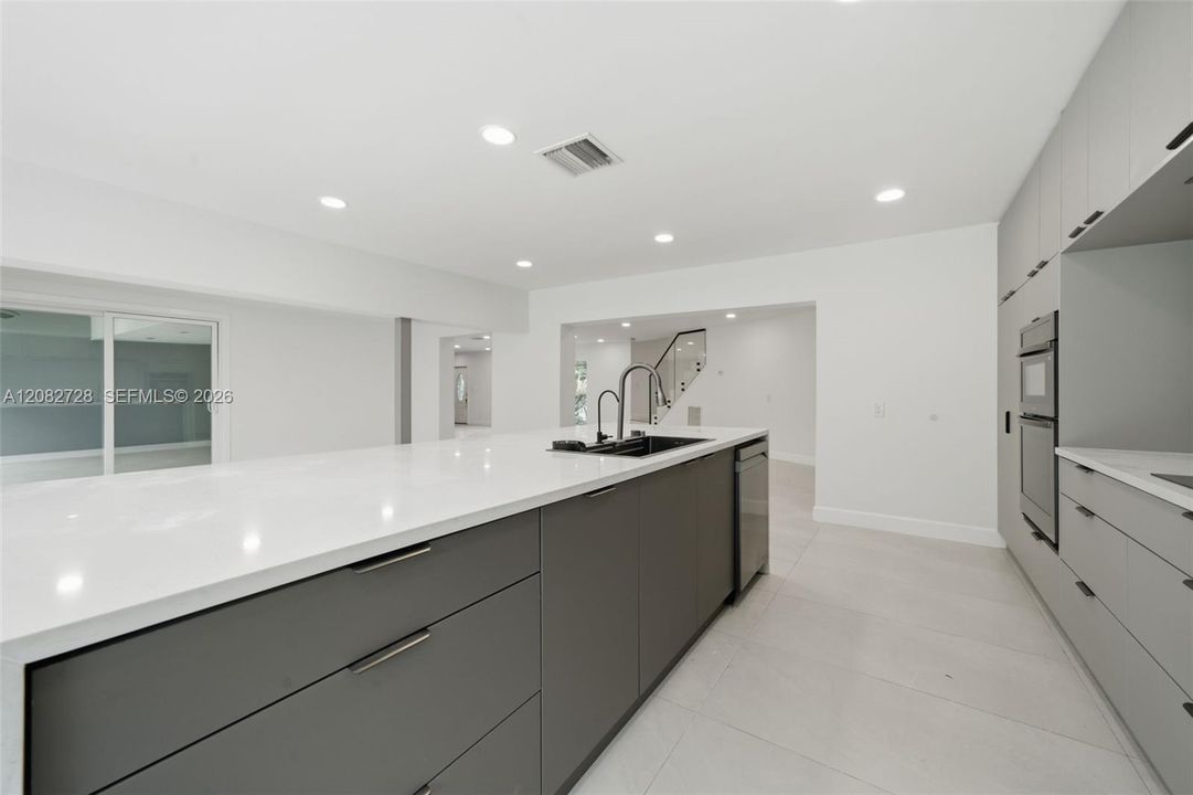 For Sale: $1,150,000 (4 beds, 3 baths, 2791 Square Feet)