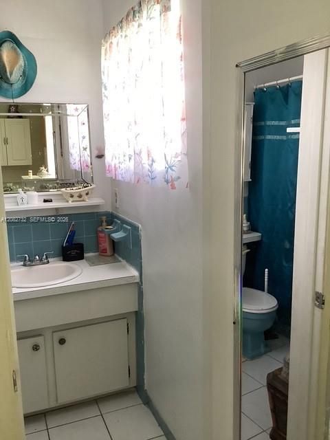 На продажу: $315,000 (2 спален, 2 ванн, 1150 Квадратных фут)