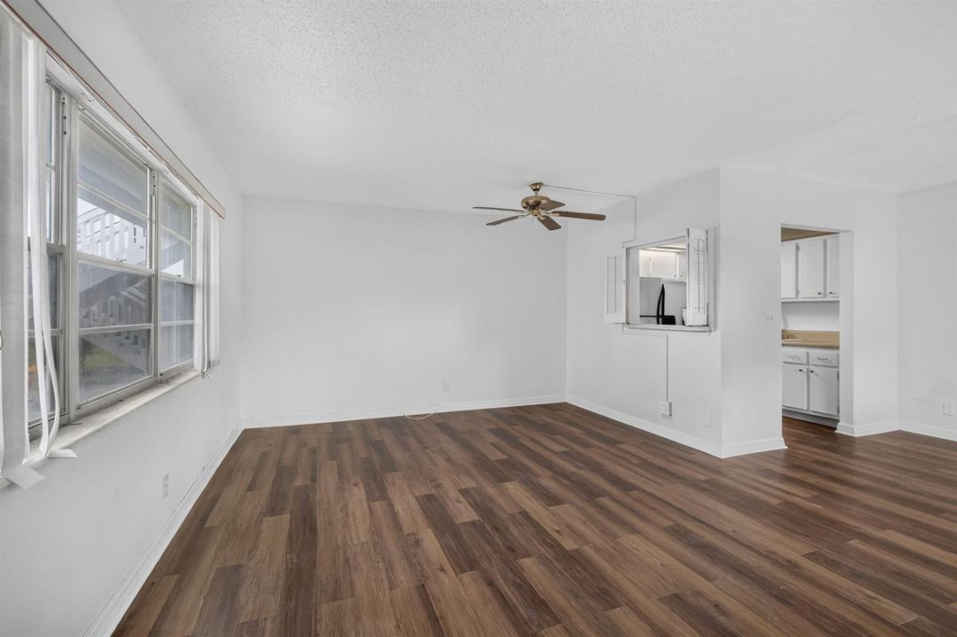 11-web-or-mls-BS1A9499