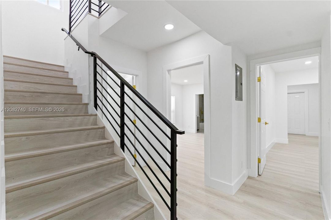 En Venta: $760,000 (5 camas, 3 baños, 2292 Pies cuadrados)