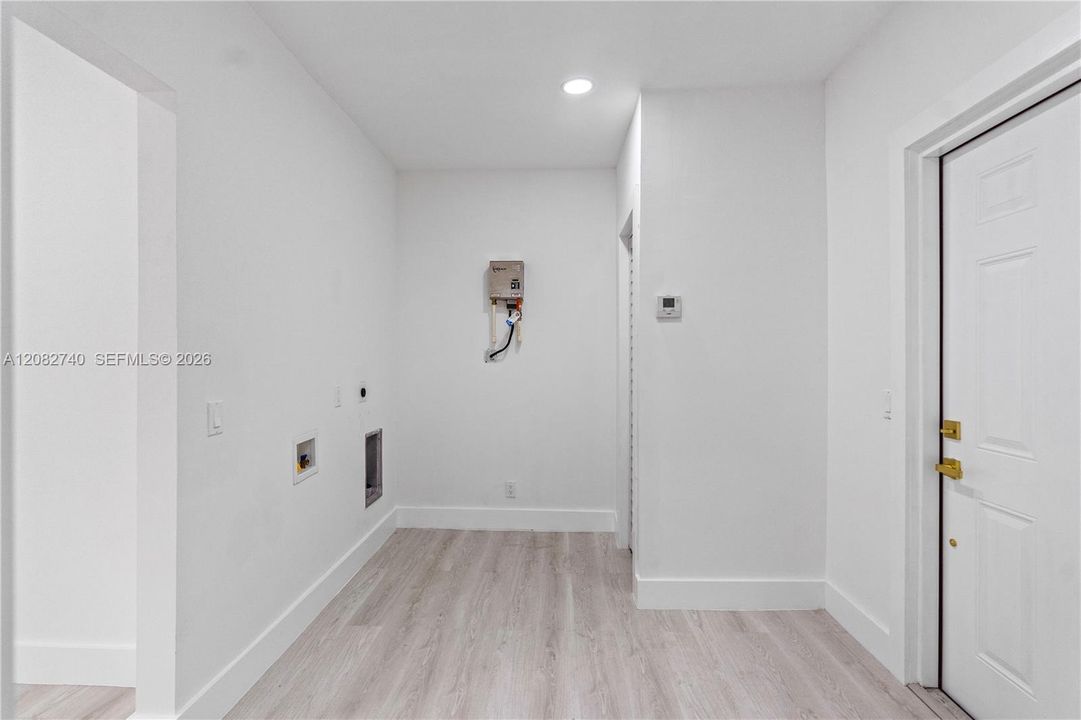 En Venta: $760,000 (5 camas, 3 baños, 2292 Pies cuadrados)