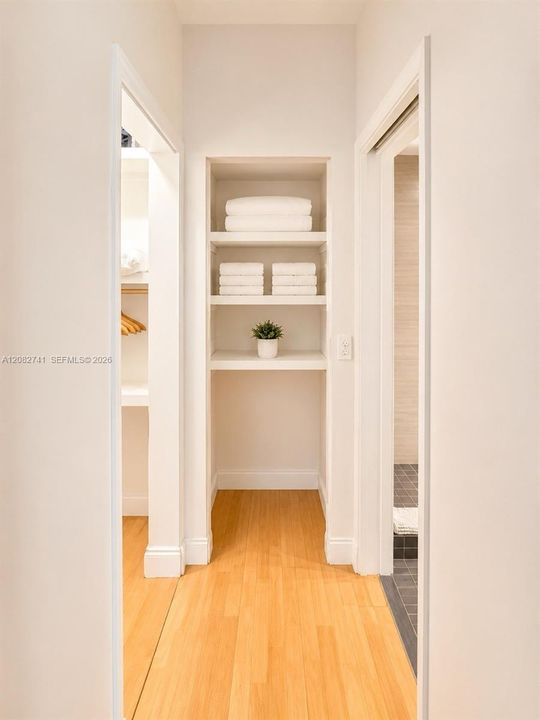 For Rent: $1,945 (1 beds, 1 baths, 671 Square Feet)