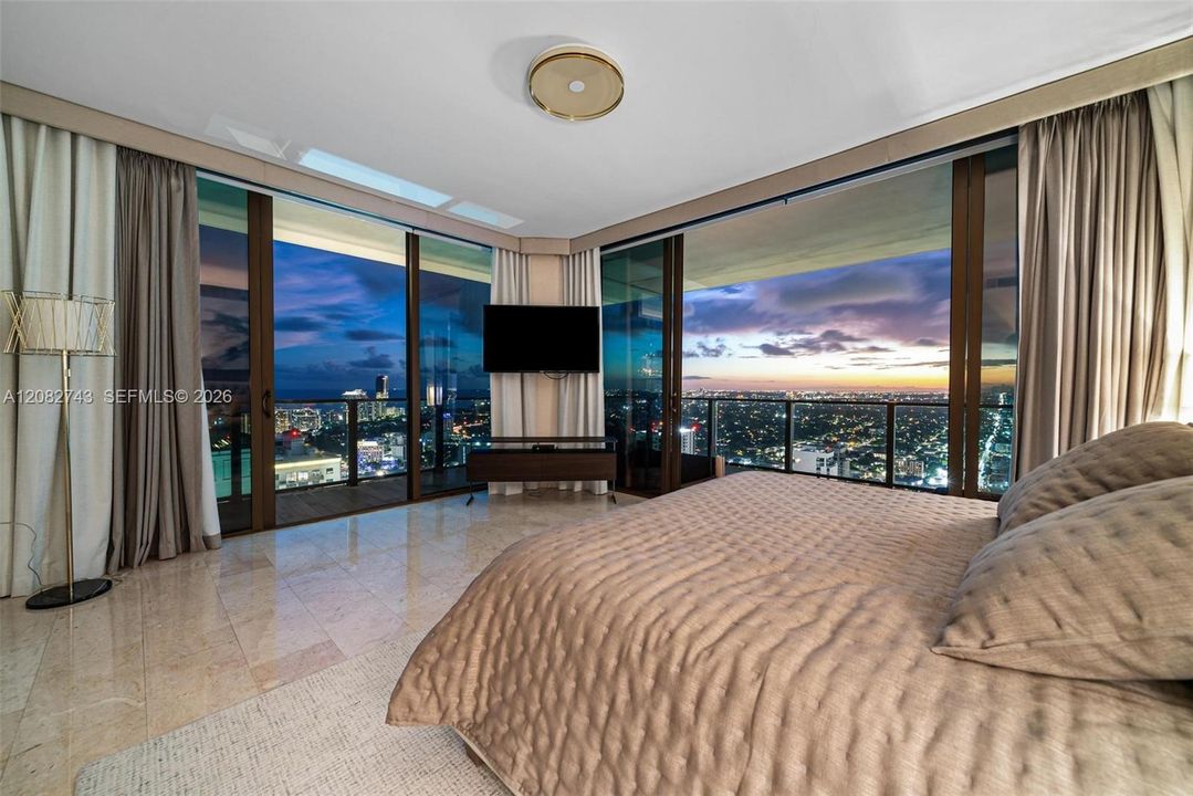 В аренду: $18,000 (4 спален, 4 ванн, 2997 Квадратных фут)
