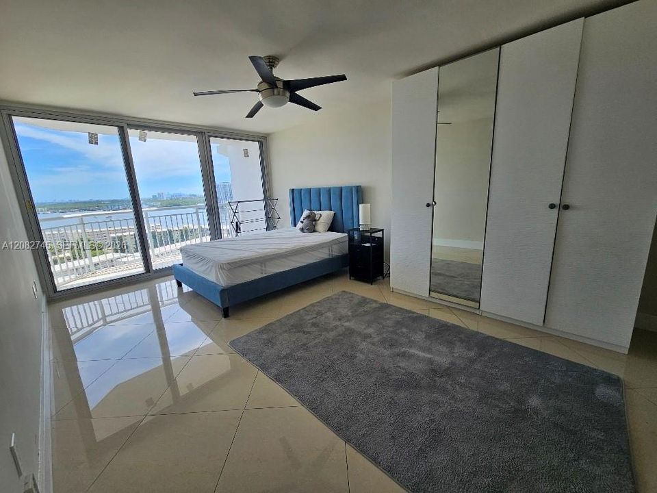 В аренду: $2,800 (2 спален, 2 ванн, 1605 Квадратных фут)