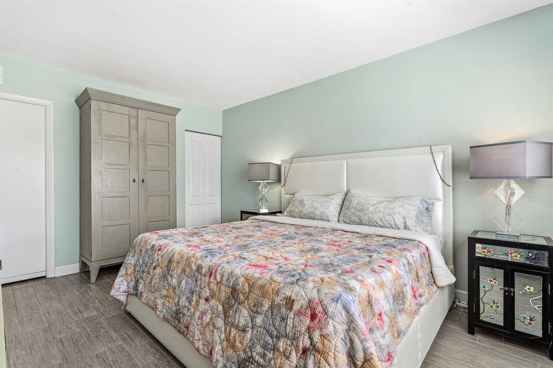 024-2440Southwest22ndAvenue-703-DelrayBe