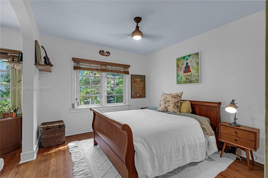 For Rent: $6,500 (2 beds, 1 baths, 1414 Square Feet)