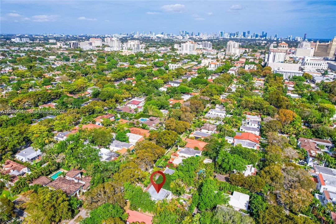 For Rent: $6,500 (2 beds, 1 baths, 1414 Square Feet)