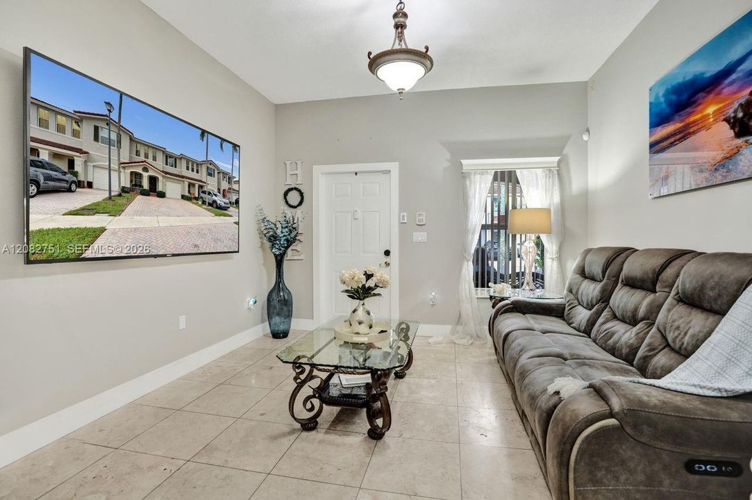 For Sale: $505,000 (3 beds, 2 baths, 1480 Square Feet)