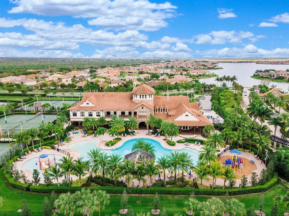 MIRALAGO AMENITIES